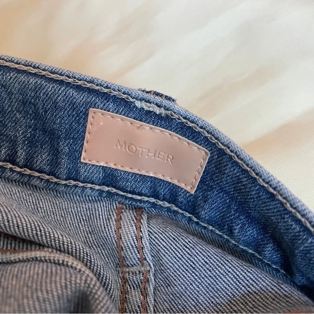 MOTHER- The Pixie Tomcat Crop Jean Mid Wash in Not Cut & Pasted Distressed 26 - Picture 10 of 13